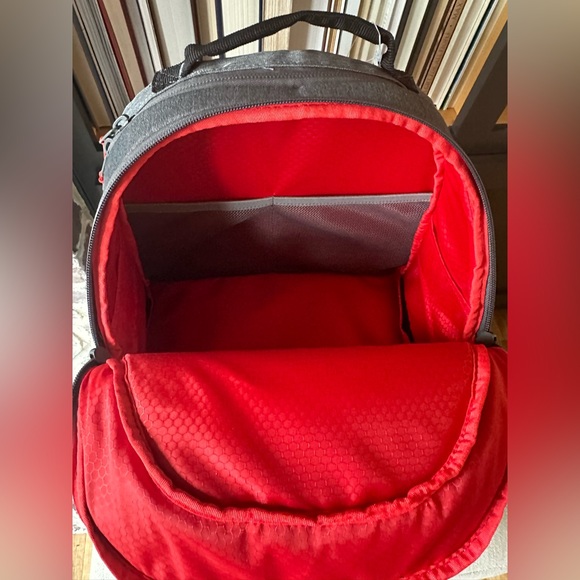 BASS PRO SHOP - Prodigy tackle backpack - Picture 7 of 12